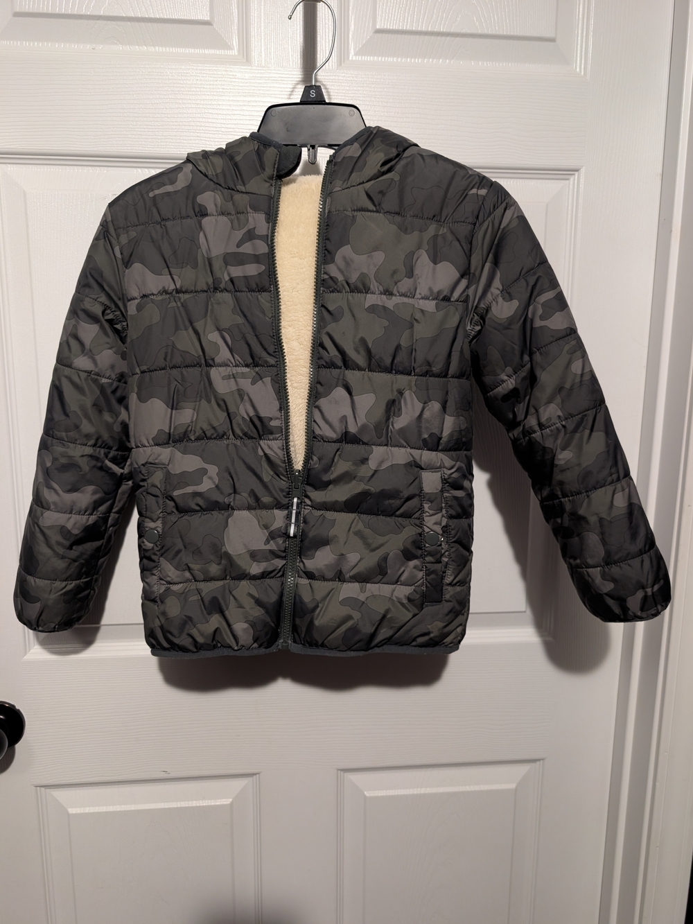 Cat & Jack Boy's Hooded Puffer Jacket - Camo